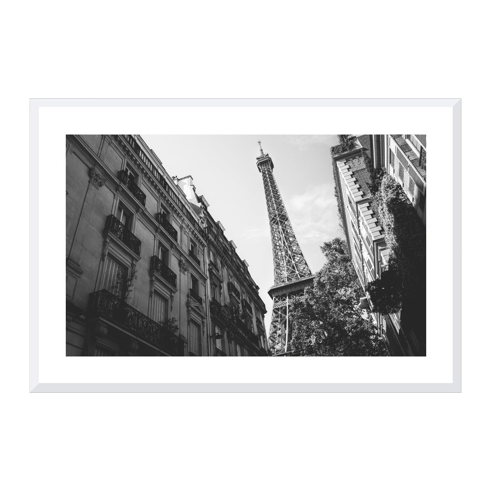 La Dame de Fer in a white frame, Large